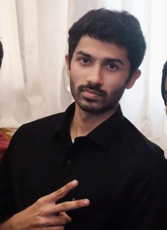 Rahul - Male escort in Bangalore Photo 2 of 3