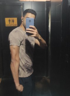 But cock 7.5+inch - Male escort in Bangalore Photo 3 of 7