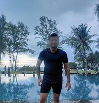 The brainy Bull - Male escort in Bangalore