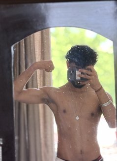 Rahul - Male escort in Chandigarh Photo 3 of 6