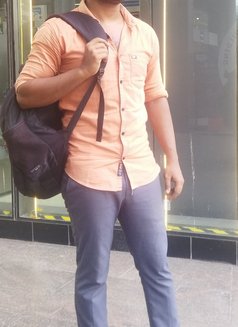 Rahul - Acompañantes masculino in Chennai Photo 3 of 5