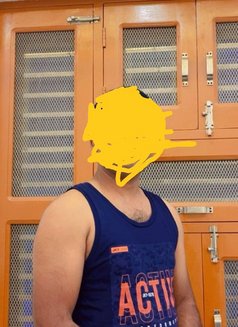 Rahul - Male escort in Gurgaon Photo 2 of 3