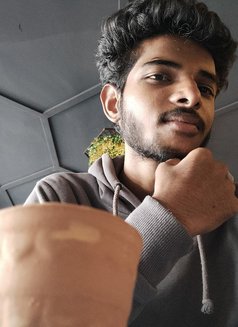 Rahul - Male escort in Hyderabad Photo 1 of 4