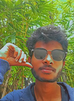 Rahul - Male escort in Hyderabad Photo 2 of 4