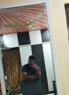Rahul - Male escort in Hyderabad Photo 3 of 5