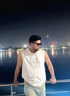 Rahul - Male escort in Kolkata Photo 1 of 1