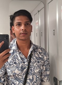 Rahul - Male escort in Kolkata Photo 3 of 3