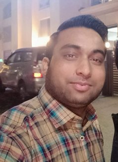 Rahul - Acompañantes masculino in Lucknow Photo 3 of 3