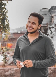 Rahul - Acompañantes masculino in Lucknow Photo 5 of 7