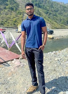 Rahul thane - Male escort in Mumbai Photo 2 of 3