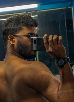 Rahul thane - Male escort in Mumbai Photo 3 of 3