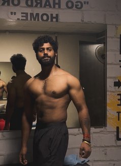 Rahul - Acompañantes masculino in Mumbai Photo 5 of 5