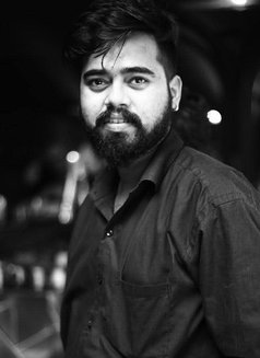 Rahul - Acompañantes masculino in Mumbai Photo 2 of 2