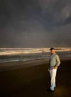 Rahul - Acompañantes masculino in Mumbai Photo 1 of 2