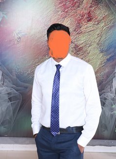 Rahul - Male escort in New Delhi Photo 2 of 4