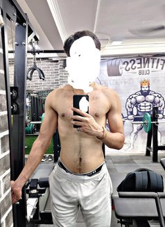 Rahul - Male escort in New Delhi Photo 1 of 1