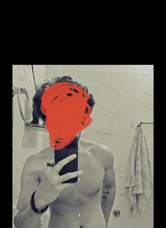 Rahul - Male escort in New Delhi Photo 1 of 3