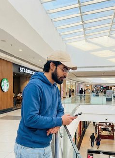 Rahul - Male escort in New Delhi Photo 2 of 2