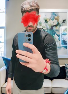 Rohit - Male escort in New Delhi Photo 2 of 5