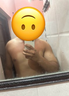 Rahul Bull - Male escort in New Delhi Photo 2 of 4
