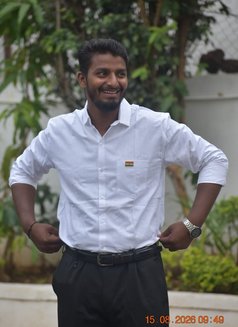 Rahul - Male escort in Pune Photo 4 of 4