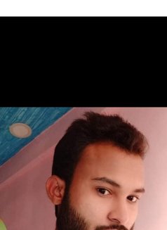 Rahul - Intérprete masculino de adultos in Thane Photo 2 of 2