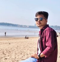 Rahul - Intérprete masculino de adultos in Thane