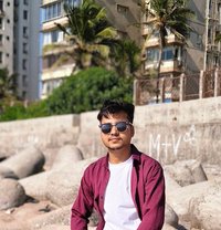Rahul - Intérprete masculino de adultos in Thane