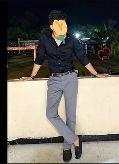 Rahul premium male - Male escort in Pune Photo 2 of 6