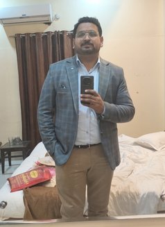 Fun boy only for girls and ladies - Intérprete masculino de adultos in Jalandhar Photo 1 of 1