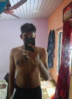 Rahul Massage Service - Male escort in Mumbai Photo 1 of 3