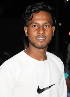 Rahul Mondal - masseur in Kolkata Photo 2 of 3
