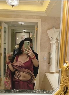 Rahul MUMBAI - Male escort in Mumbai Photo 10 of 15