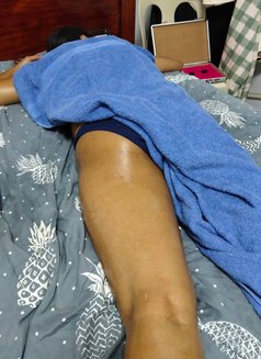 Rahul Professional Therapist - Masajista in Kolkata Photo 2 of 9
