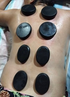 Rahul Professional Therapist - Masajista in Kolkata Photo 6 of 9