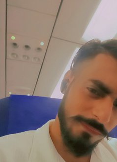 Rahul Roy - Male escort in Mumbai Photo 4 of 6