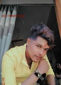 Rahul Roy - Male escort in New Delhi Photo 9 of 13