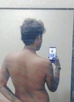 Rahul Roy - Male escort in New Delhi Photo 13 of 13