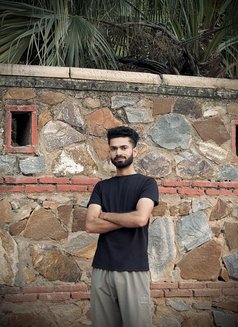 Rahul Singh - Male escort in New Delhi Photo 5 of 6