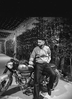 Hard fucker - Male escort agency in New Delhi Photo 4 of 5