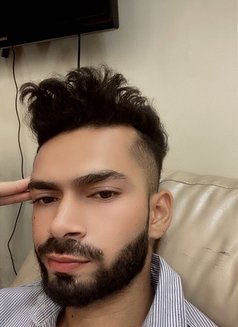 Rahul singh - Male escort in New Delhi Photo 4 of 7