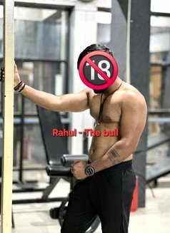 Rahul - The Massager - Acompañantes masculino in Ahmedabad Photo 2 of 4