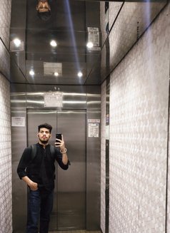 Rahul This Side - Male escort agency in New Delhi Photo 4 of 5