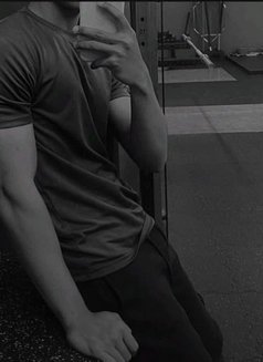 Rahul Young Taste - Acompañantes masculino in New Delhi Photo 3 of 3