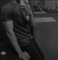 Rahul Young Taste - Acompañantes masculino in New Delhi