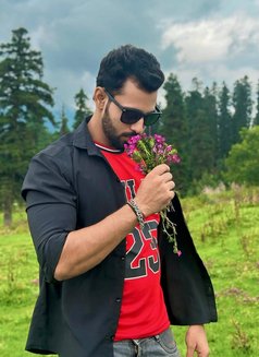 Rahulhardmen - Male escort in New Delhi Photo 1 of 11