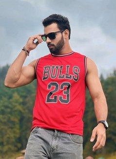 Rahulhardmen - Male escort in New Delhi Photo 3 of 11