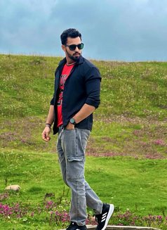 Rahulhardmen - Male escort in New Delhi Photo 4 of 11