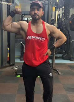 Rahulmassaservices - Male escort in New Delhi Photo 5 of 6