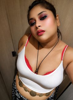 Rai - escort in Kolkata Photo 4 of 6